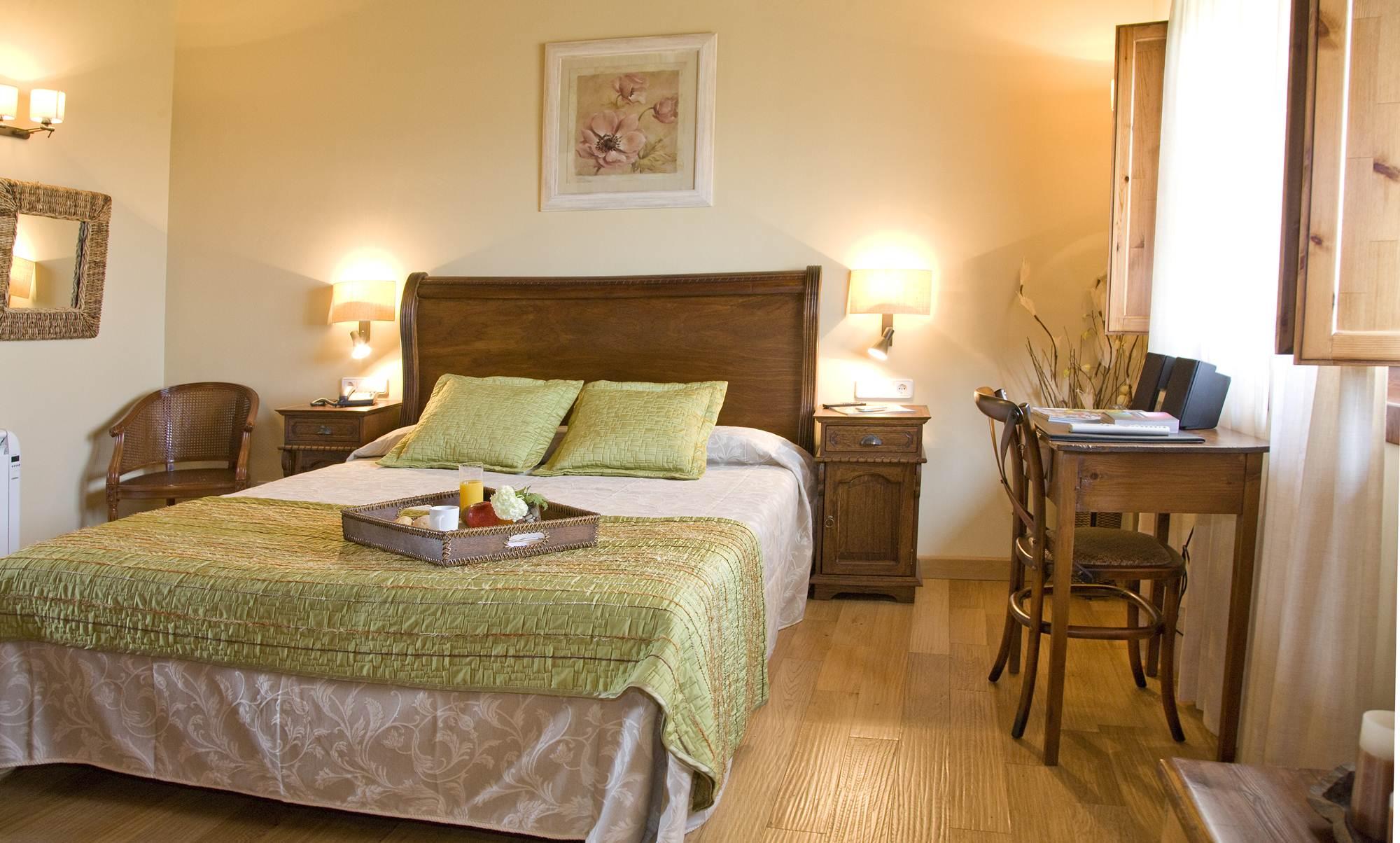 Hotel Restaurante El Ventos Sant Felíu de Pallarols Cameră foto