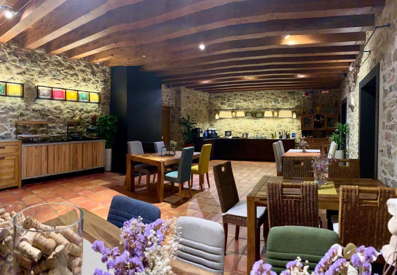 Hotel Restaurante El Ventos Sant Felíu de Pallarols Exterior foto